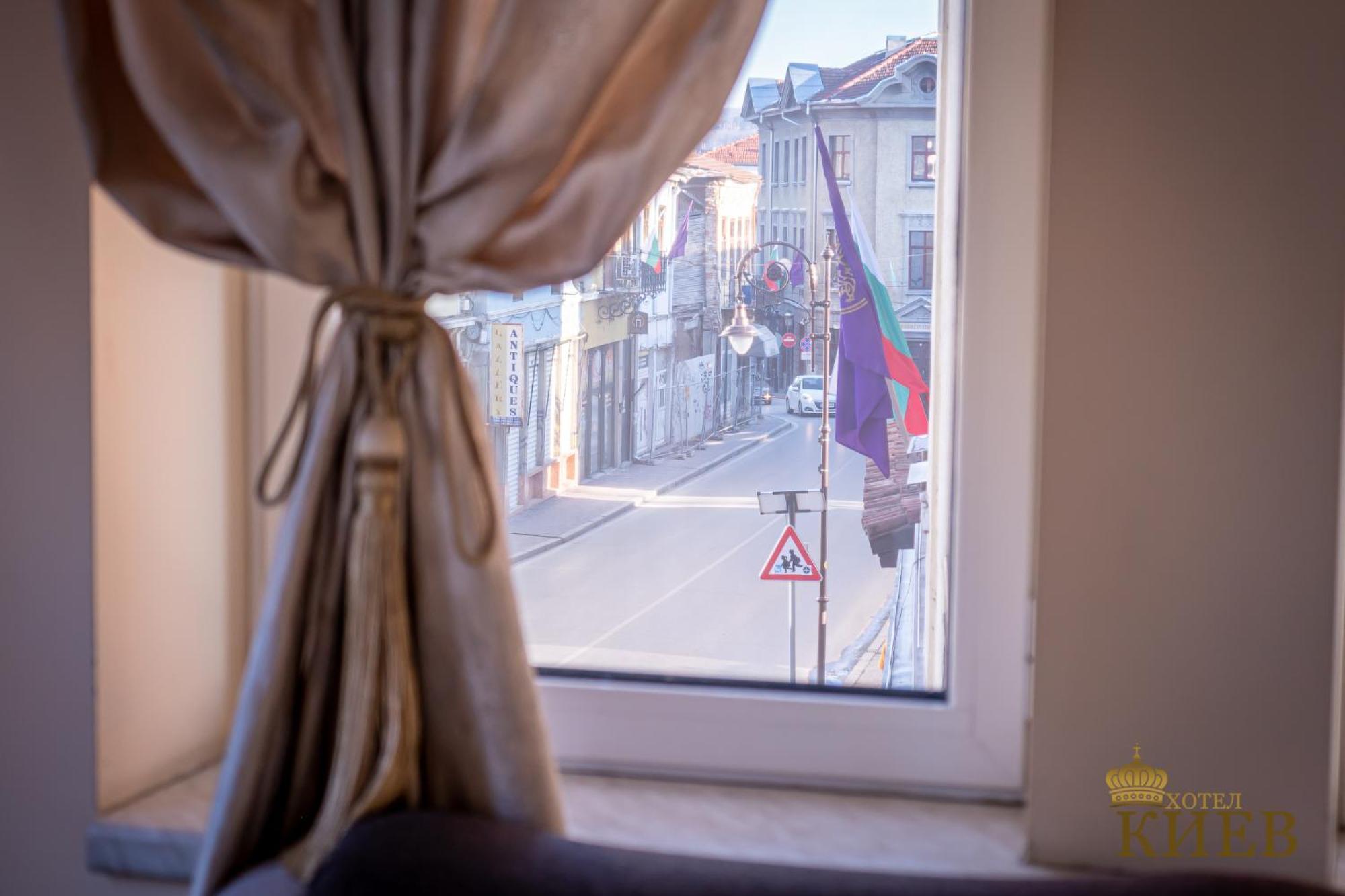 Hotel Kiev Veliko Tarnovo Exterior photo
